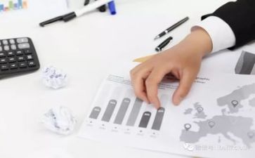 财务科出纳述职报告8篇