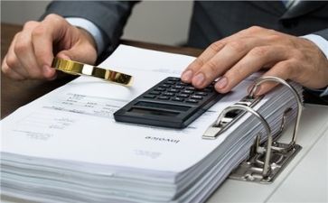 2023财务人述职报告8篇