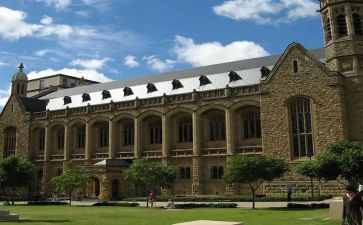 大学毕业做自我鉴定范文优秀7篇
