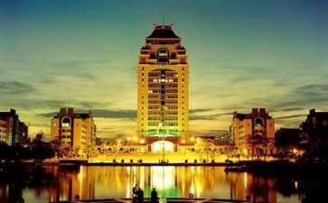 某高校教师述职报告6篇