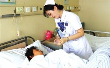 年度个人述职报告护士参考8篇