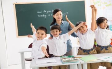 教师年度工作自我鉴定7篇