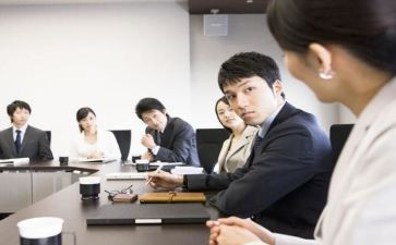 个人客户经理年度述职报告7篇
