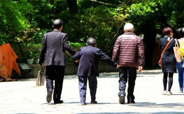 重阳节关爱老人演讲稿7篇
