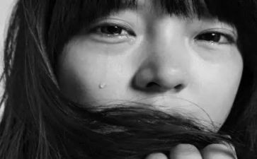 不相信眼泪的作文7篇