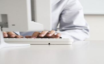文员的半年度工作总结参考8篇