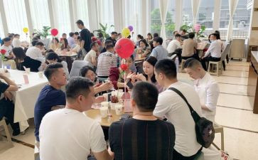 相亲网自我介绍女范文8篇