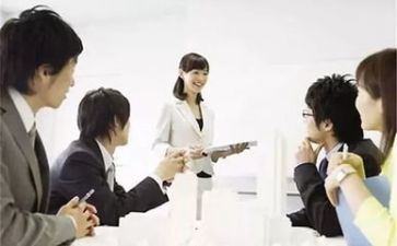 销售半年工作述职报告5篇