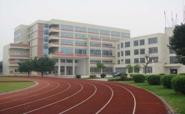 关于学校作文通用7篇