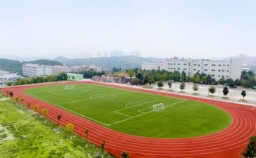 在学校的年终总结精选6篇