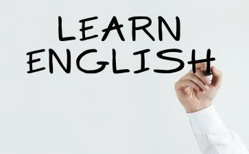 用英语介绍我作文参考7篇