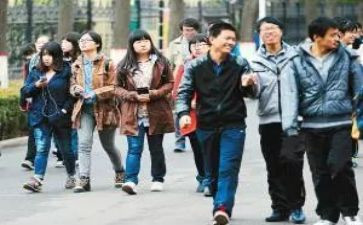 大学生在校的自我鉴定7篇